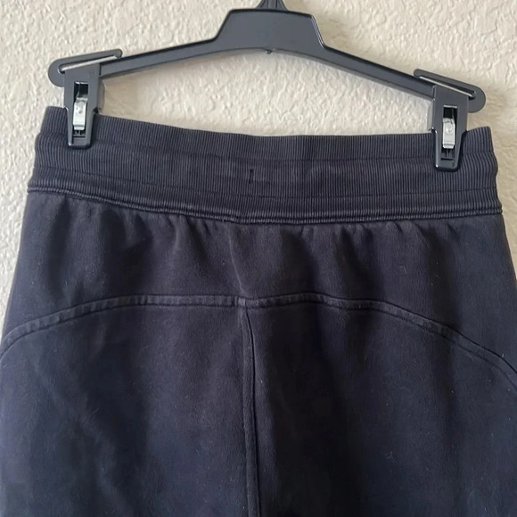Lululemon Drawstring Jogger/Sweats - Size 2 Black - Picture 6 of 9